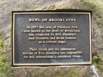 Plaque to the creators of the Bowl of Brooklands. 